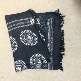 Circle Om Print Sarong