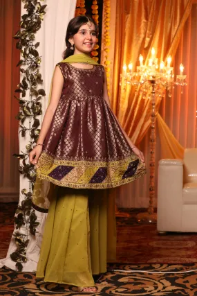 Embroidered Jamawar Peplum Style Suit | FW18 | P1341