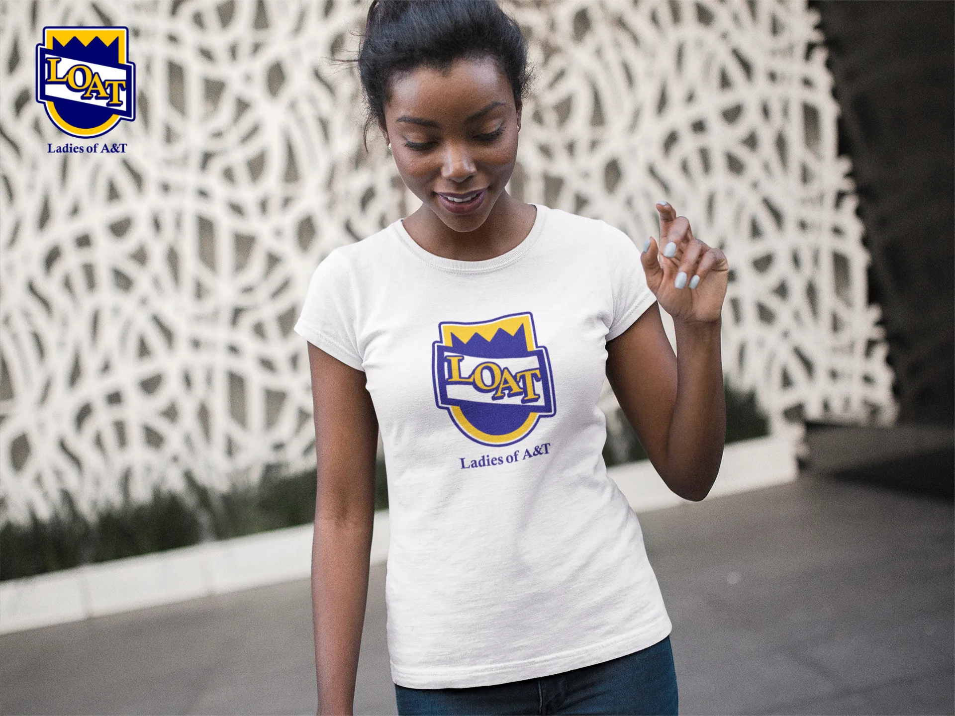 LOAT Crest tee