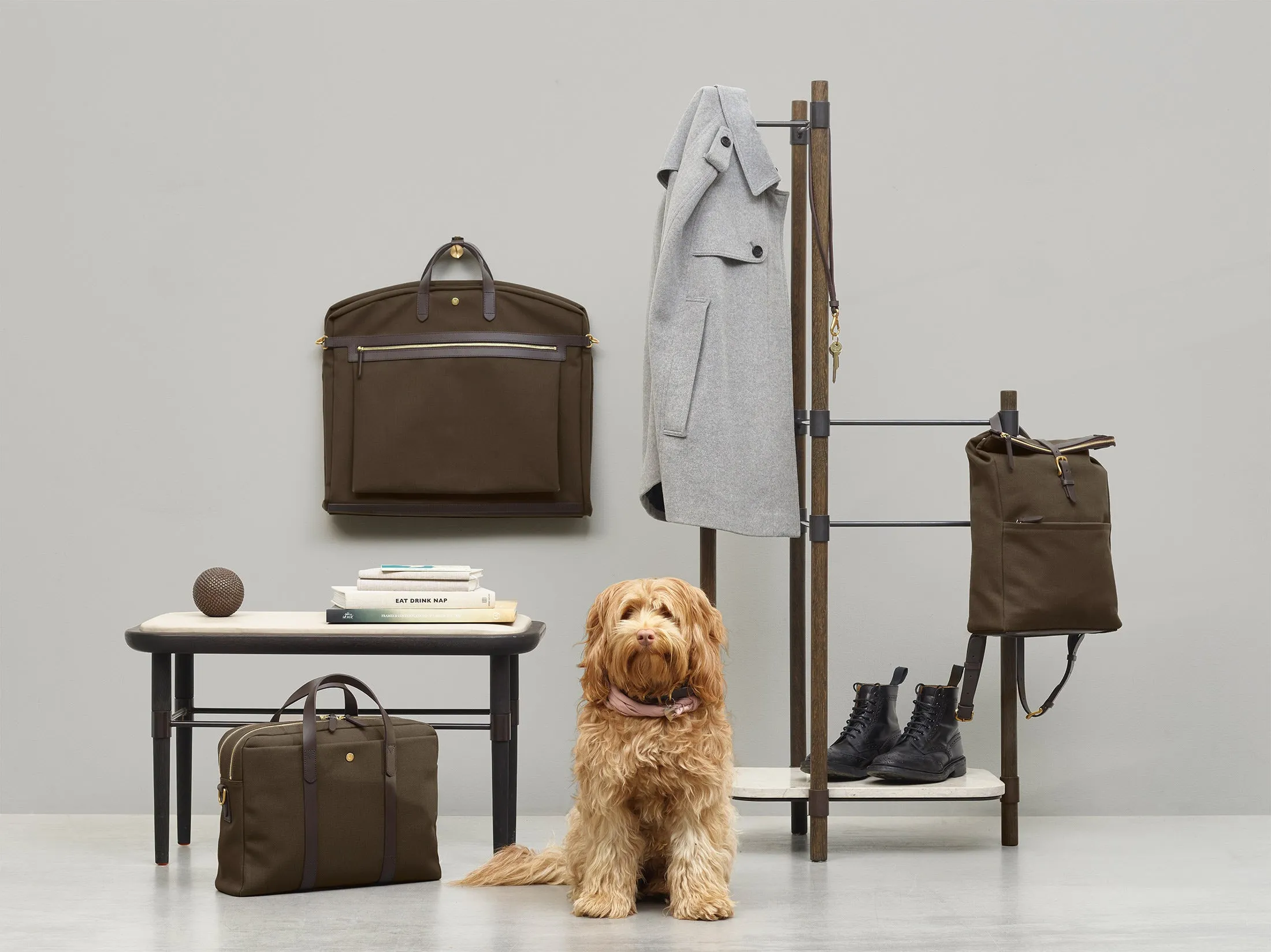 M/S Suit Carrier - Army/Dark Brown
