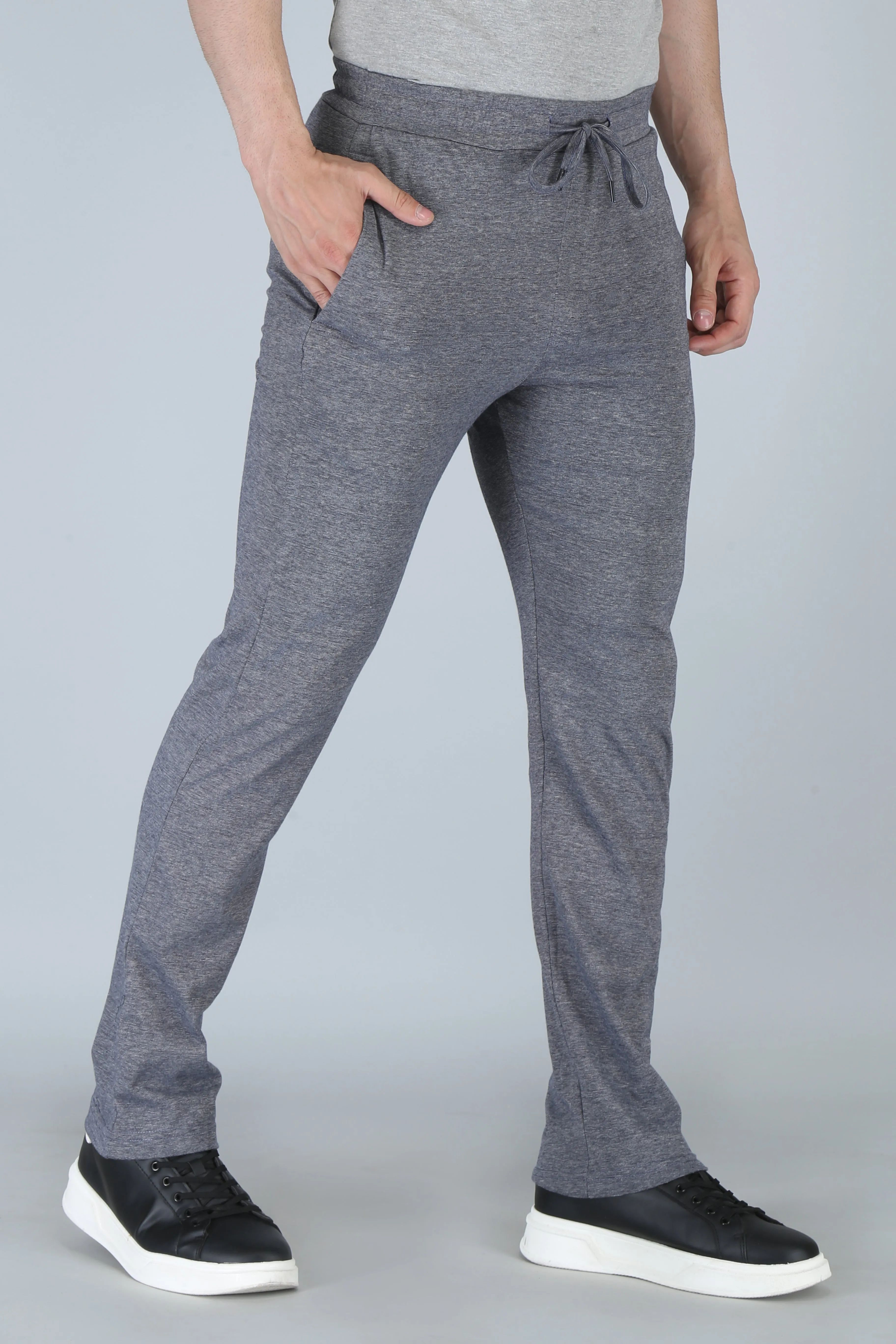 STRAIGHT FIT TEXTURED BOTTOM